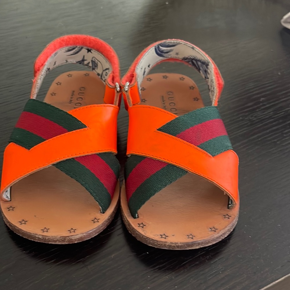 Guccie shoes